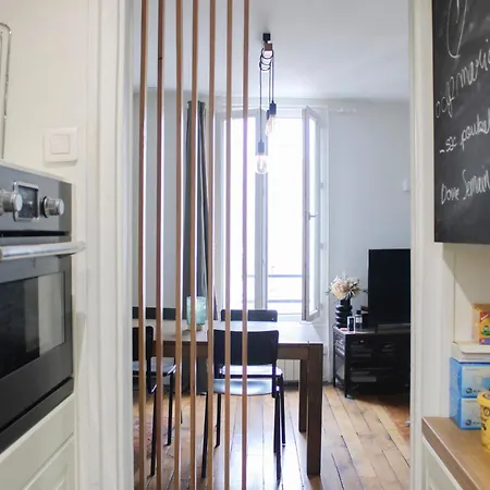 Apartment Luminous And Flowing Cocoon Paris